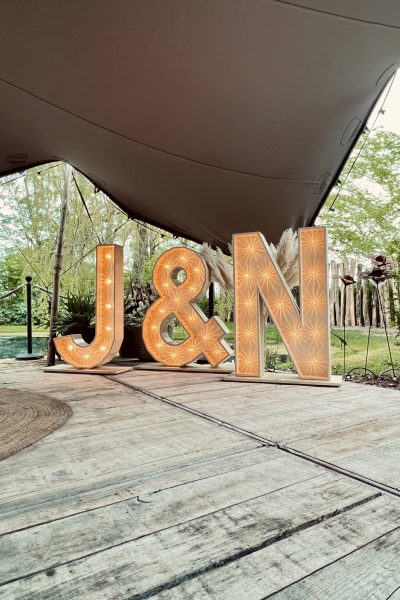 J&N