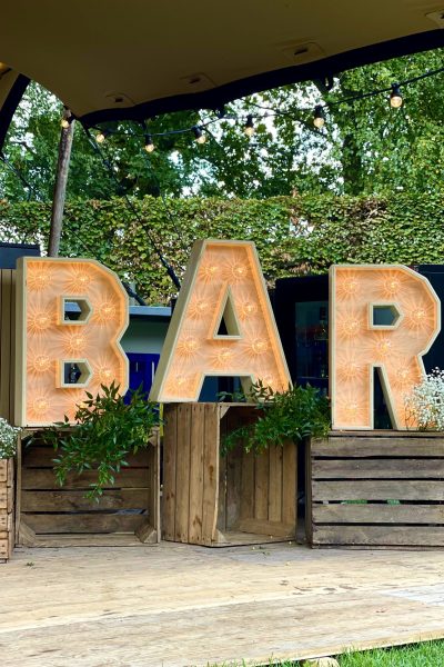 bar lichtletters huren